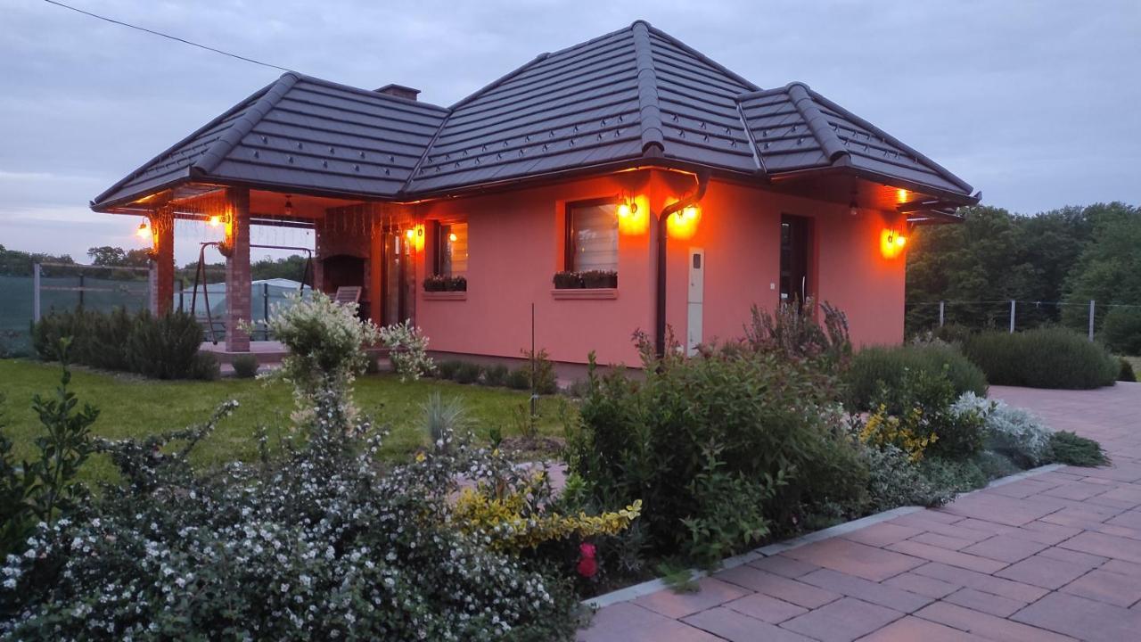 Apartman A&E Zivinice Exteriör bild