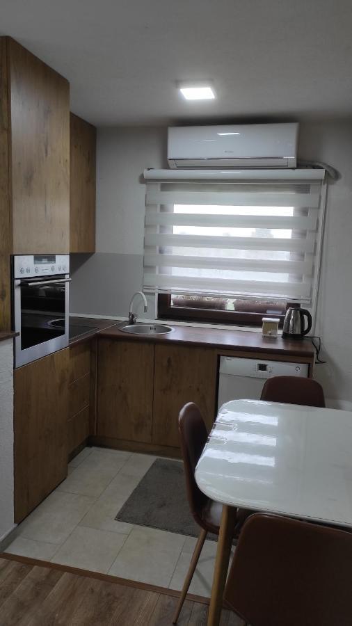 Apartman A&E Zivinice Exteriör bild